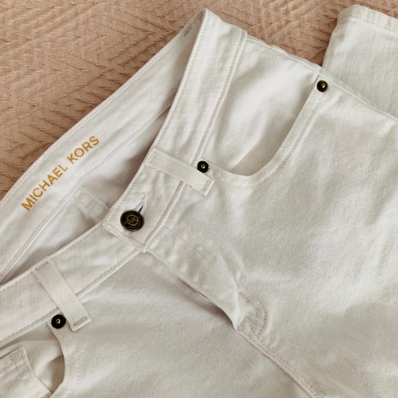 MICHAEL KORS white jeans ankle or shorter size 2 - Picture 2 of 9